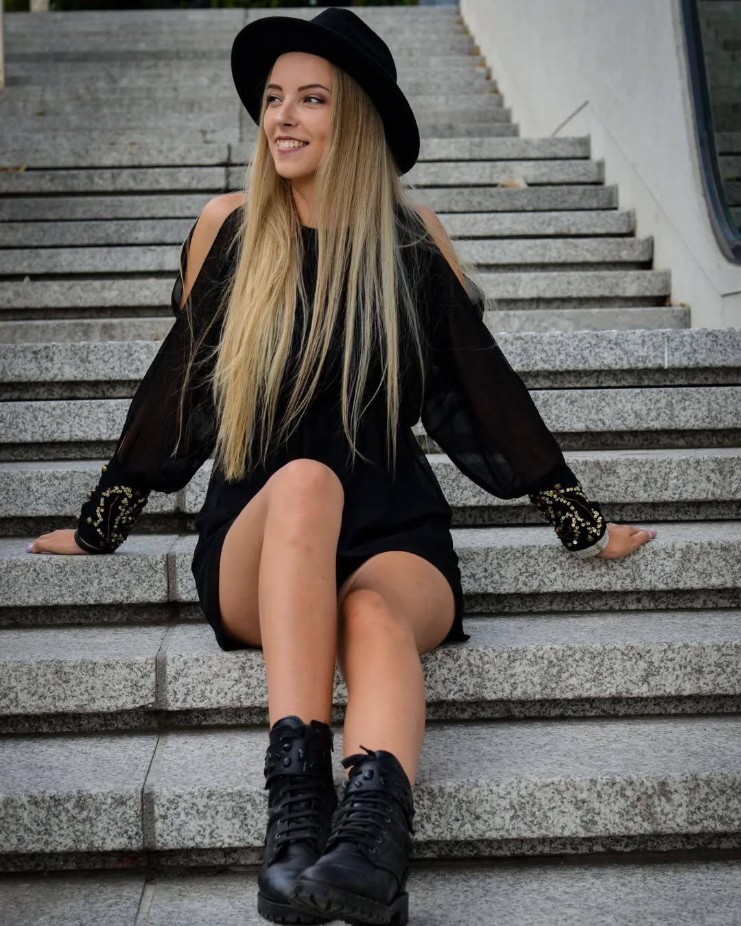 299916114_119456107377655_8572285361203343181_n